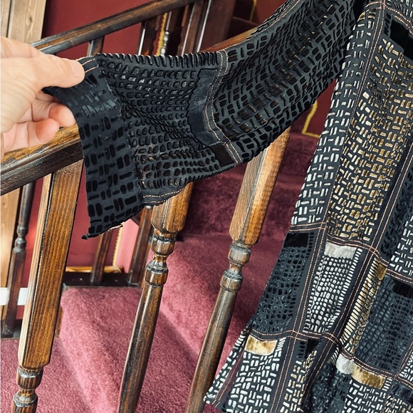 Chico’s flowy blouse - understated bling! - Picture 5 of 5